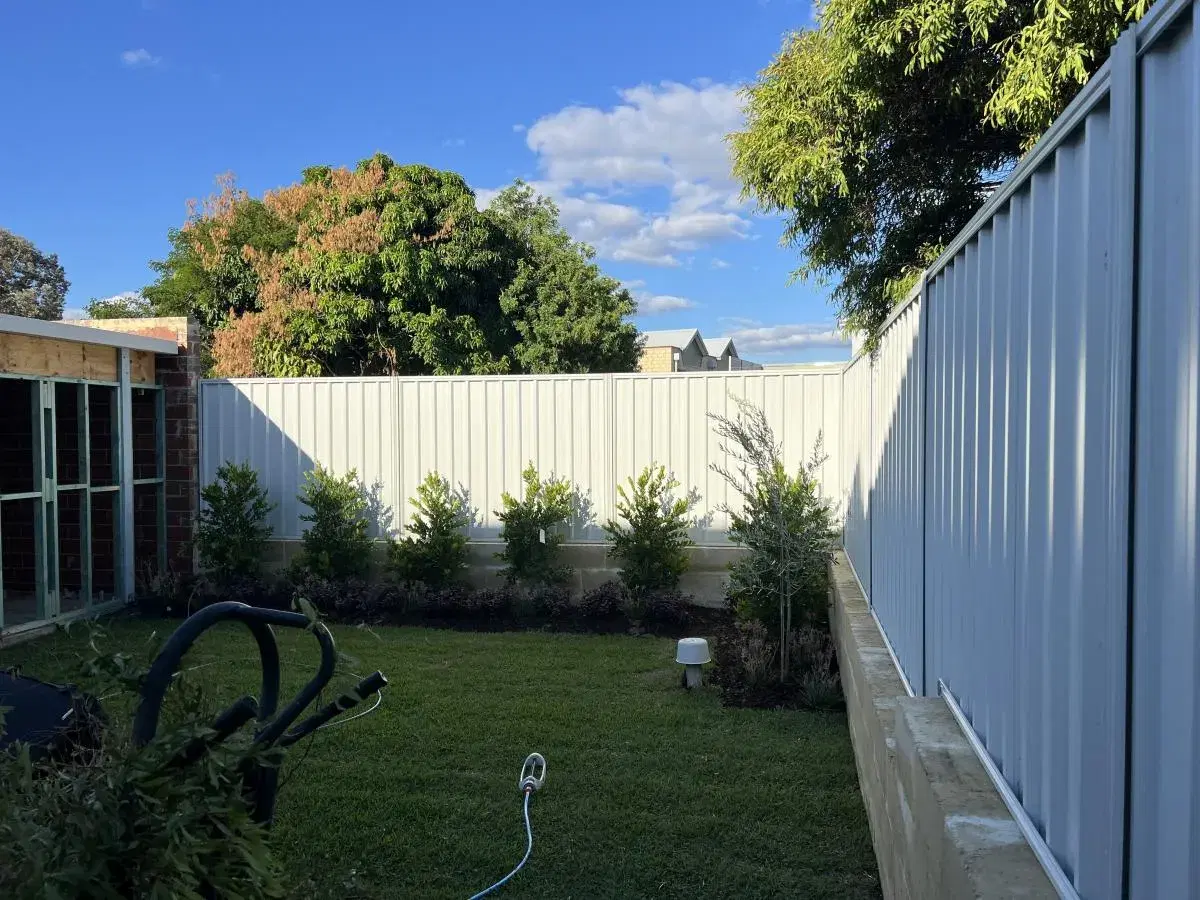 A2Z Perth Fencing completed project 17