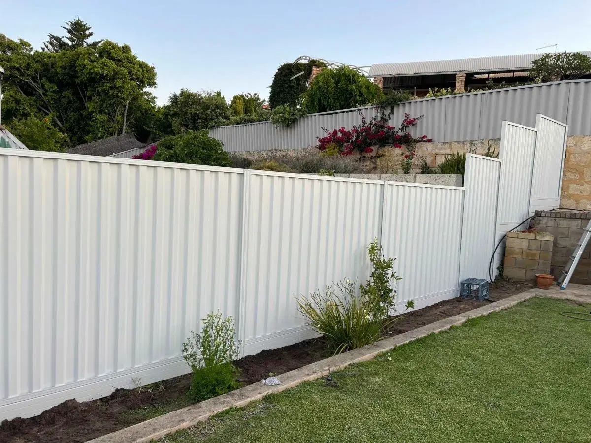 A2Z Perth Fencing completed project 57