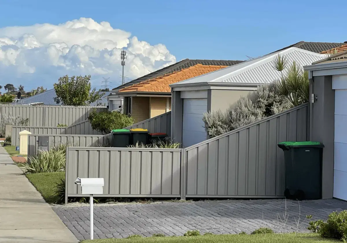 A2Z Perth Fencing completed project 48