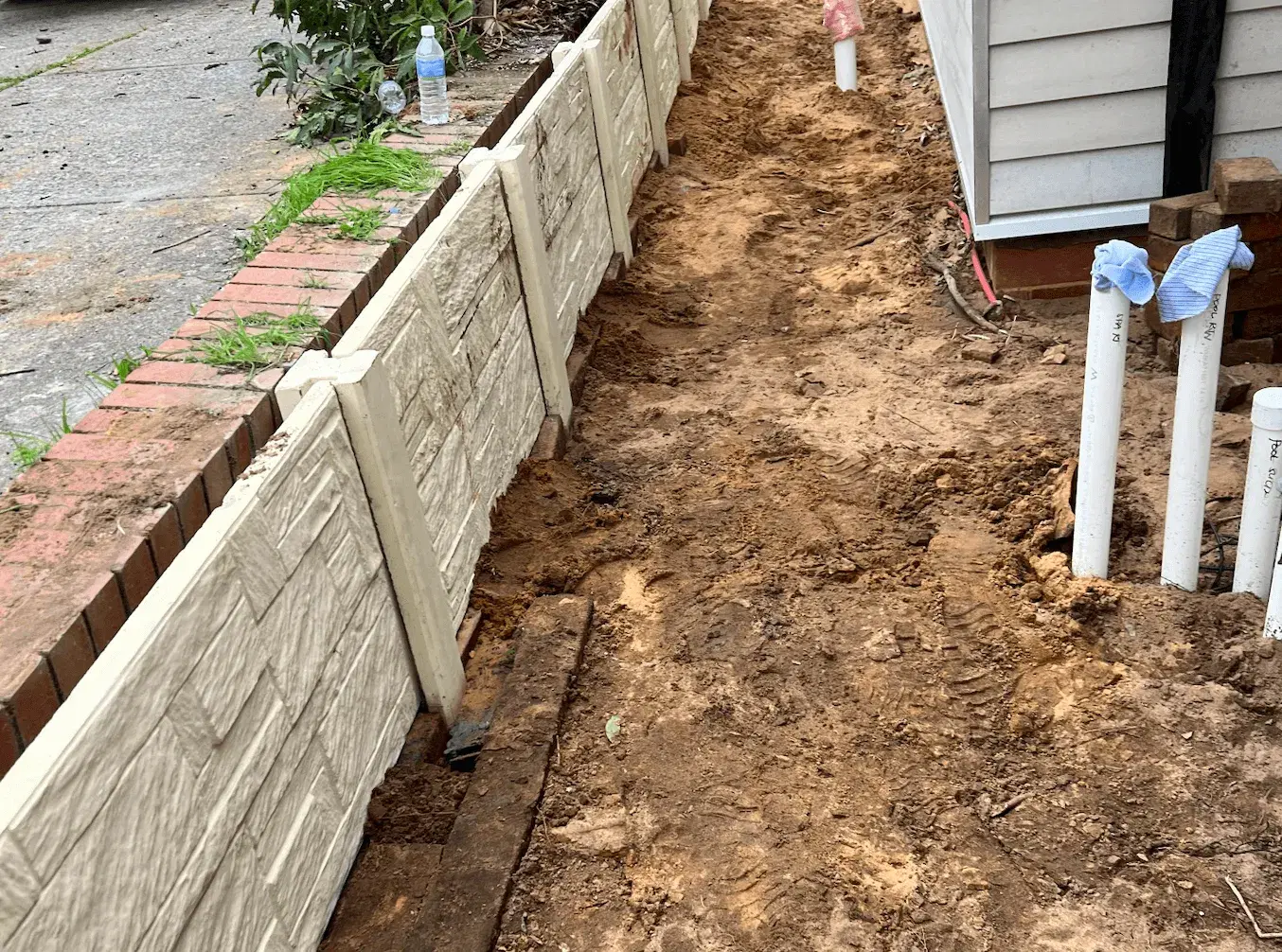 Services we offer in Perth's Fremantle include: project by A2Z Perth Fencing